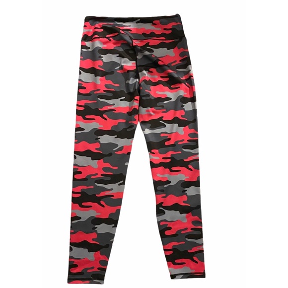 23-New Pink Camo leggings size small - Picture 4 of 6